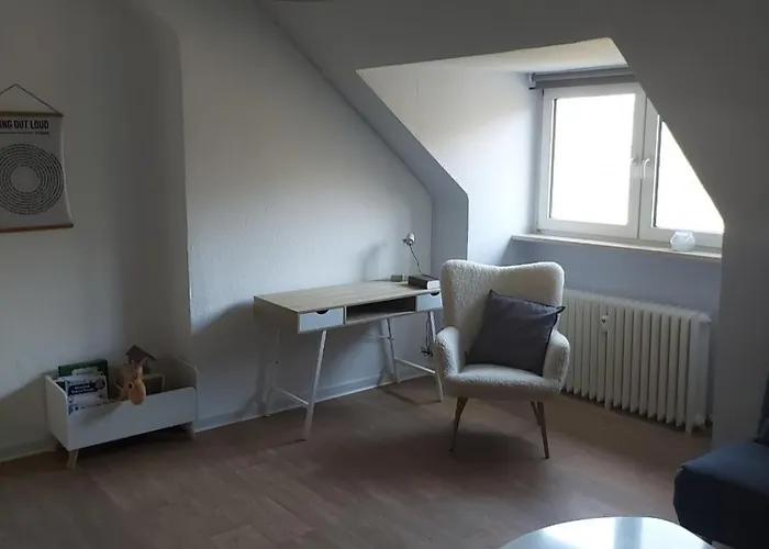 House 27 * 杜伊斯堡